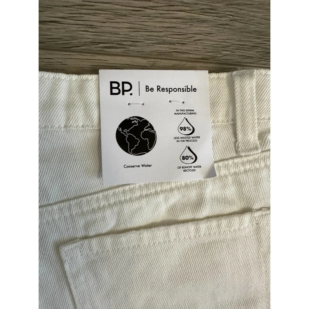 BP RIPPED WHITE DENIM SHORTS - Picture 10 of 13